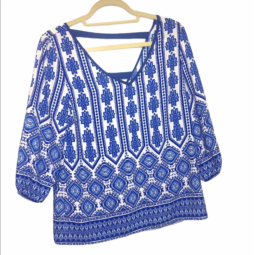 Pacific trading blue and white flowy shirt